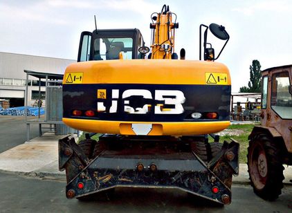 JCB JS160W