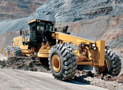 CATERPILLAR 24M