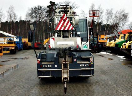 DEMAG
                        AC75