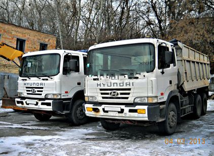 HYUNDAI HD270