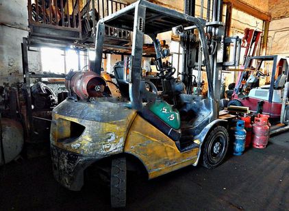 KOMATSU Газ