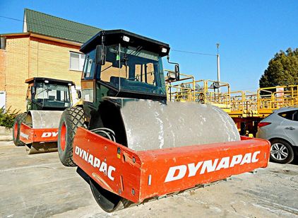DYNAPAC CA282D