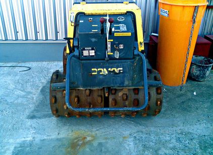 BOMAG
                        851