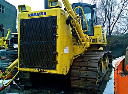 KOMATSU
                        D275