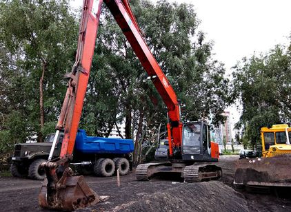HITACHI ZAXIS 200LC